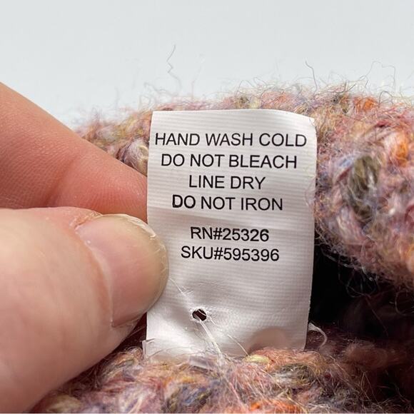 NWT World Market, Knit Beanie. - Picture 5 of 6